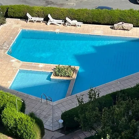 Seaview, 1 Bedroom With A Pool *