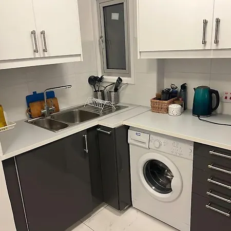 Seaview, 1 Bedroom With A Pool * Λεμεσός